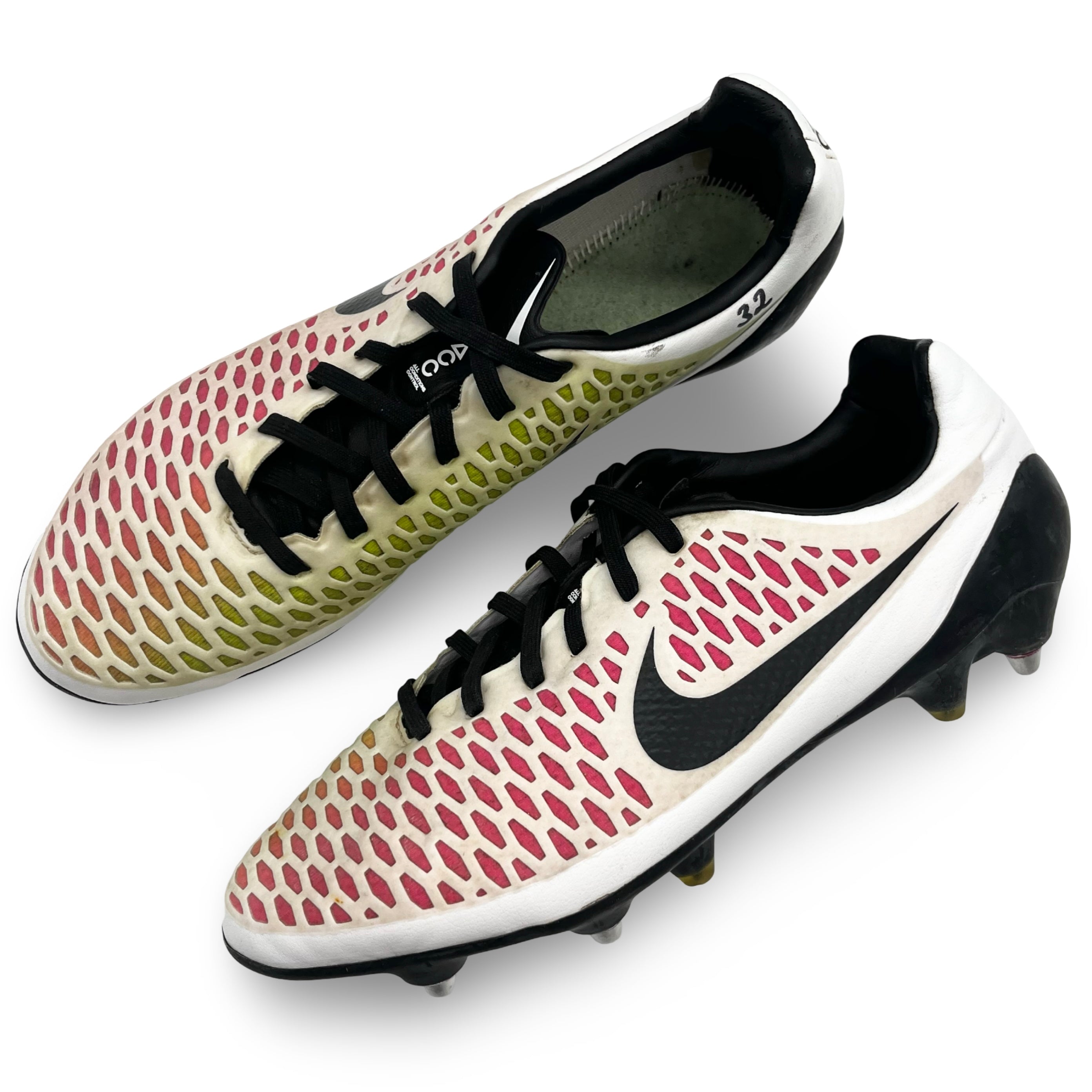 Nike magista caracteristicas hotsell