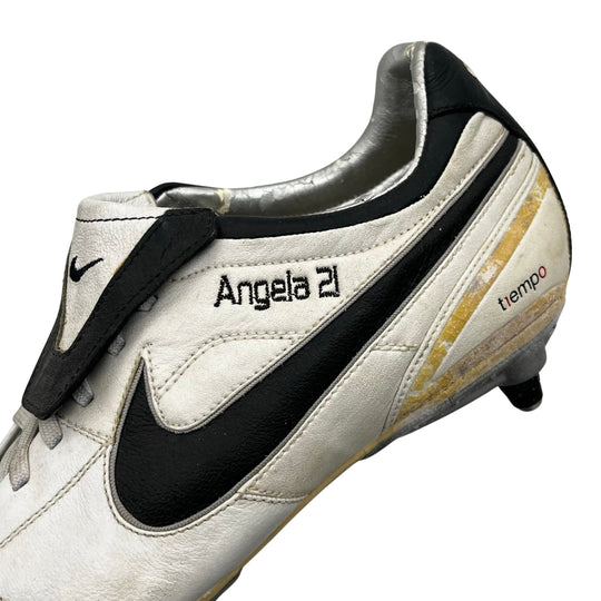 Andrea Pirlo Match Worn Nike Tiempo Air Legend 2007/08