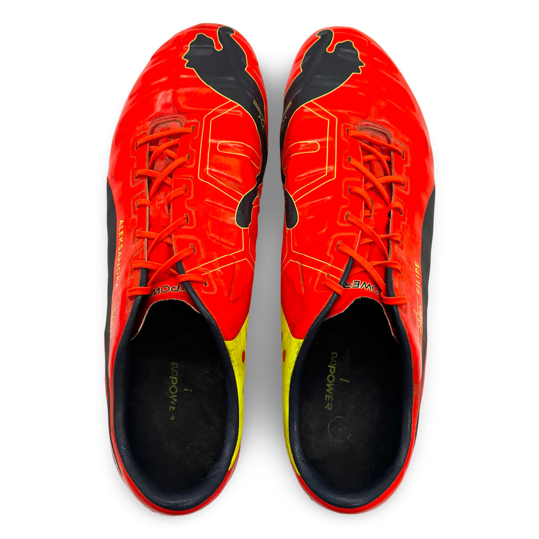 Nemanja Matic Match Puma EvoPOWER desgastado