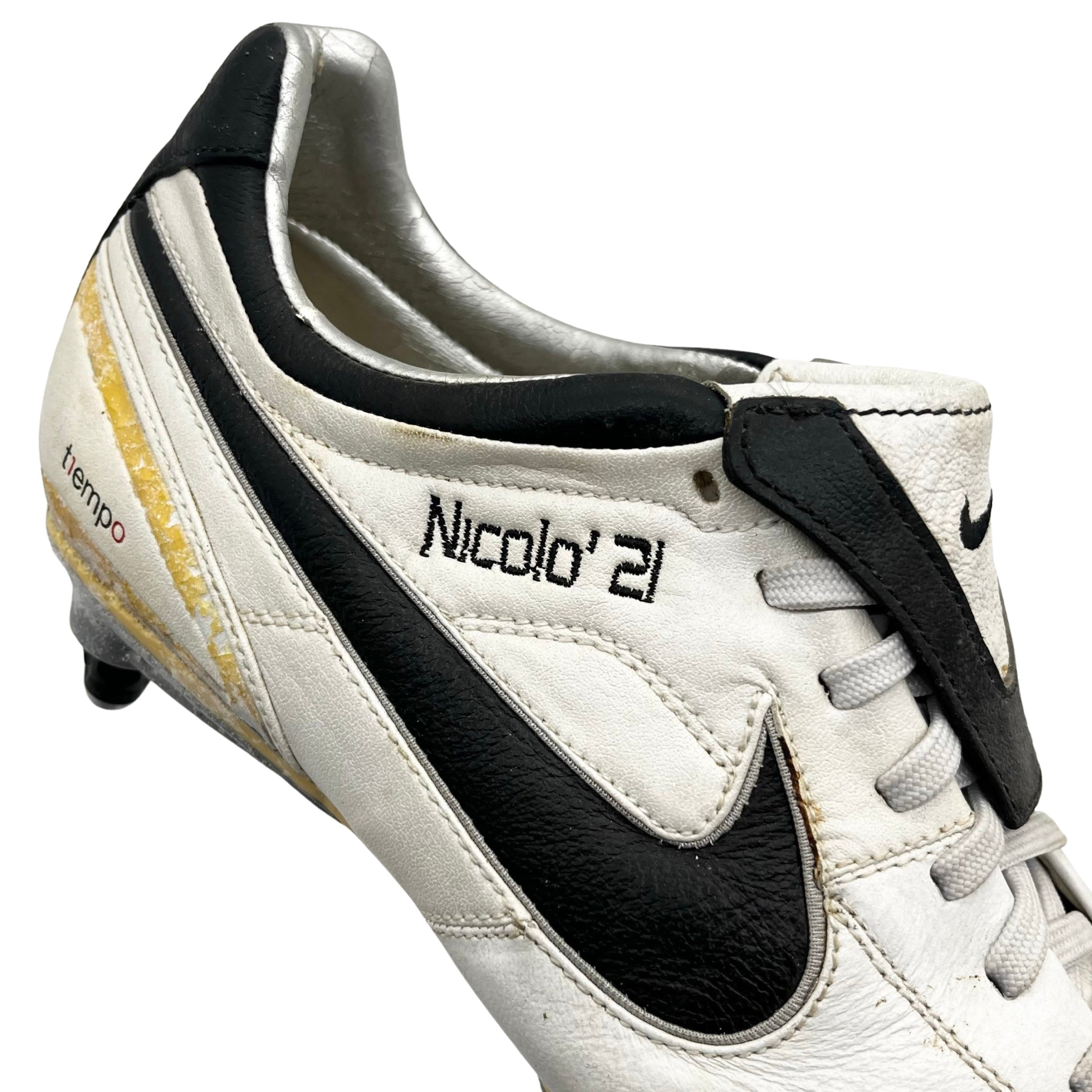 Andrea Pirlo Match Worn Nike Tiempo Air Legend 2007 08