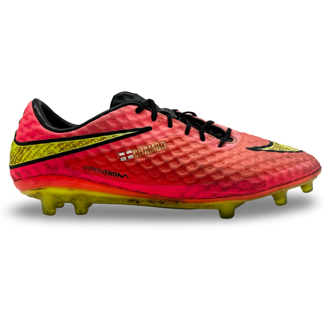 Alex Oxlade-Chamberlain Match着用Nike Hypervenom Phantom 2014 FIFAワールドカップ