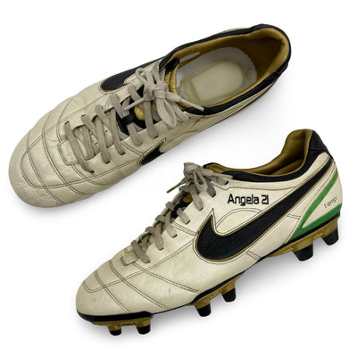 Andrea Pirlo usado em jogo, 1 gol marcado, Nike Tiempo Air Legend com foto combinada - 2008/09