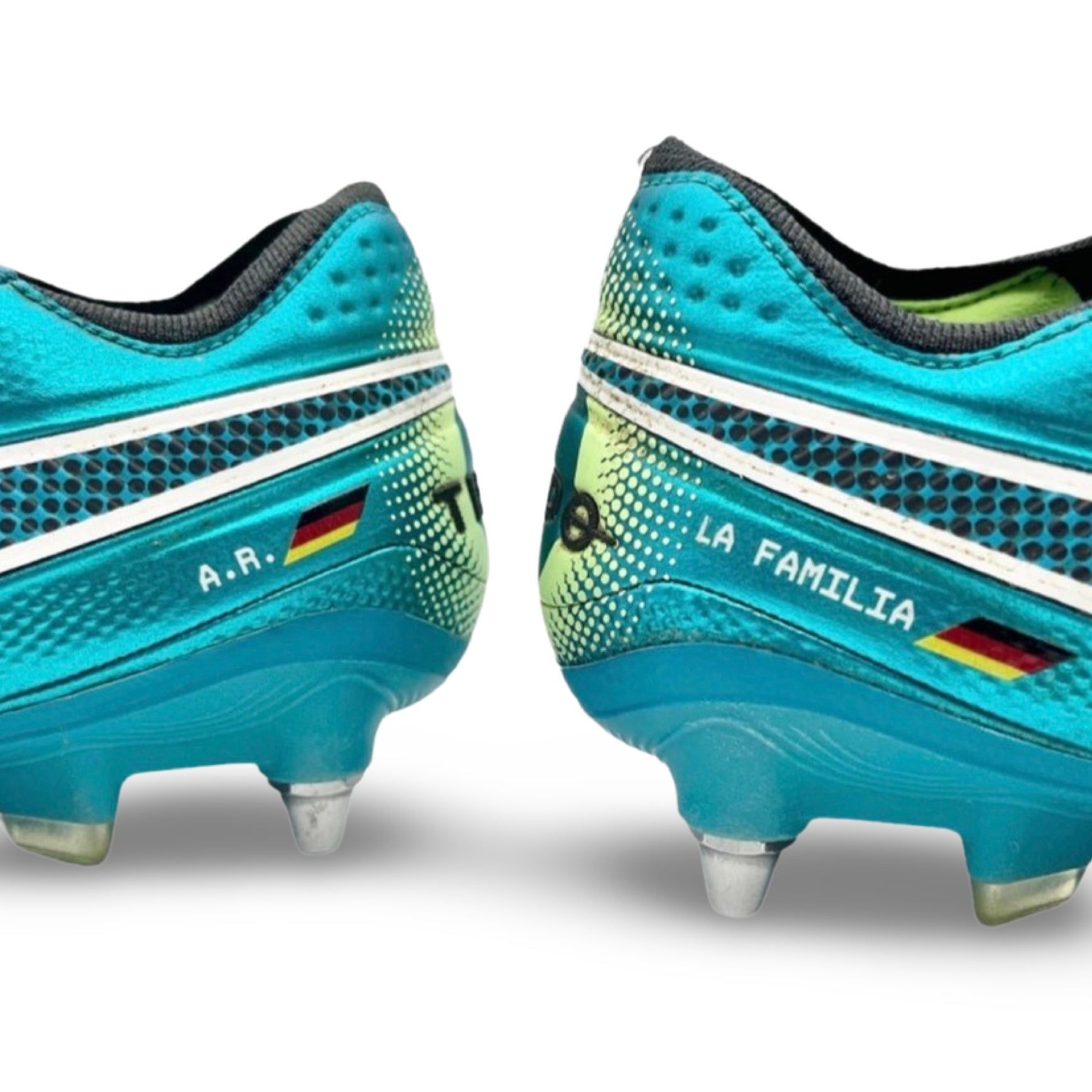 La cheap familia cleats