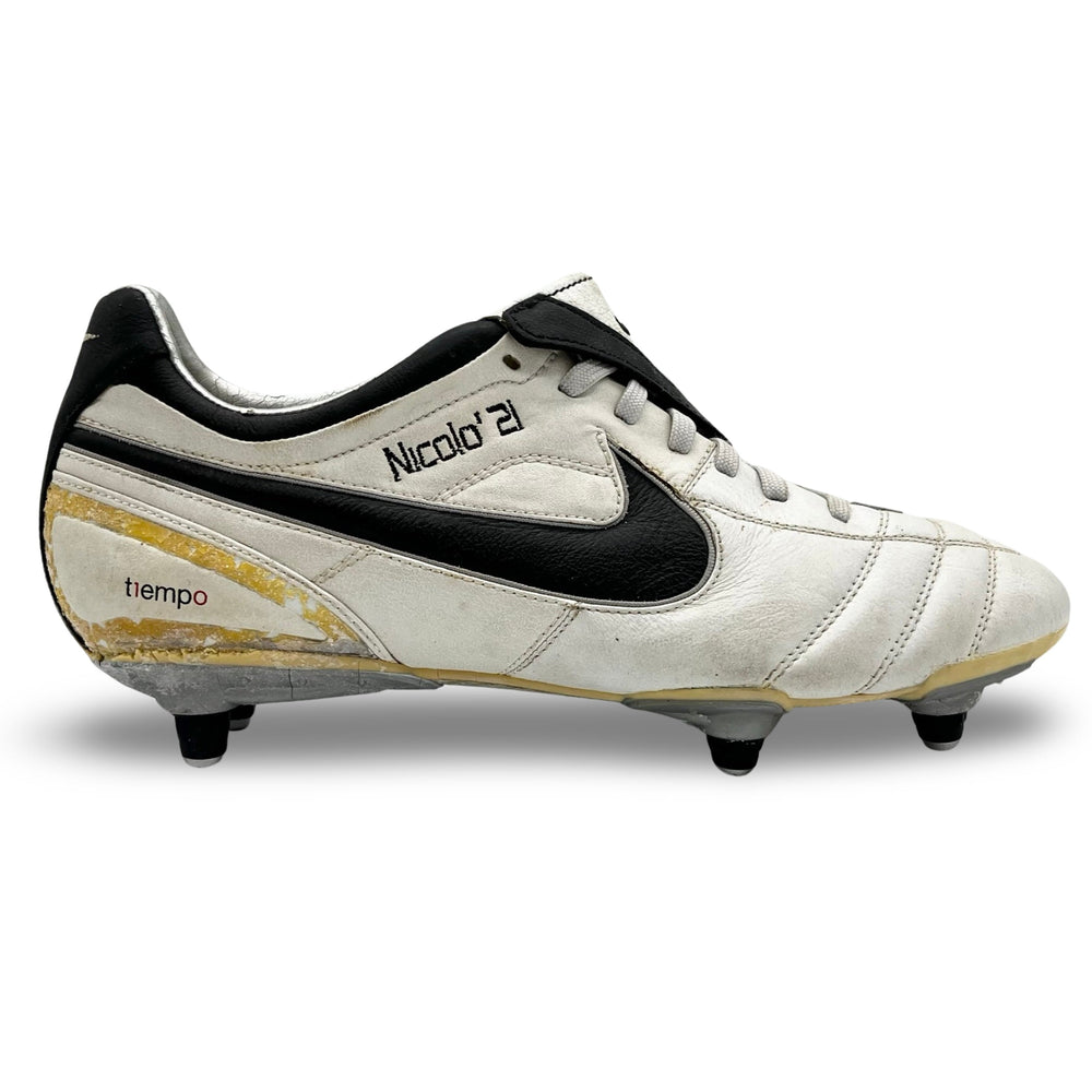 Andrea Pirlo Match Worn Nike Tiempo Air Legend 2007/08