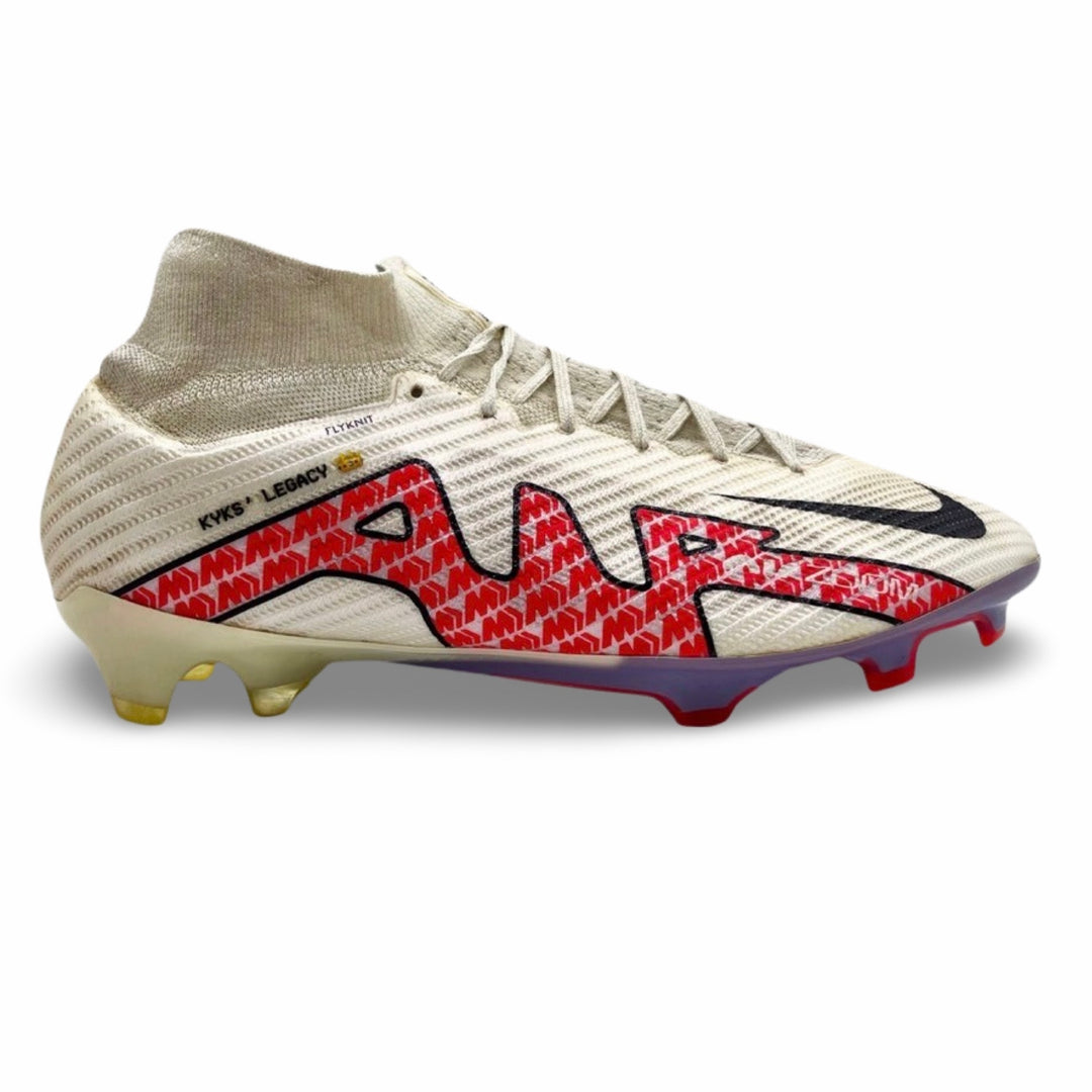 Kylian Mbappé Match Worn, Photo-Matched Nike Mercurial Superfly IX Elite - 2022/23