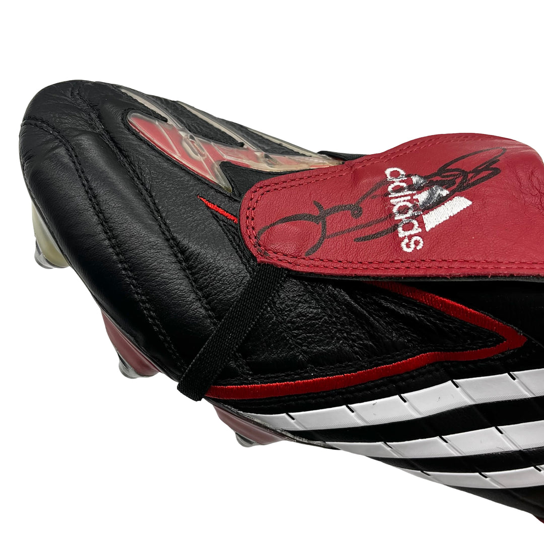 Steven Gerrard Match Issued Adidas Predator Powerswerve Signed 2007/08