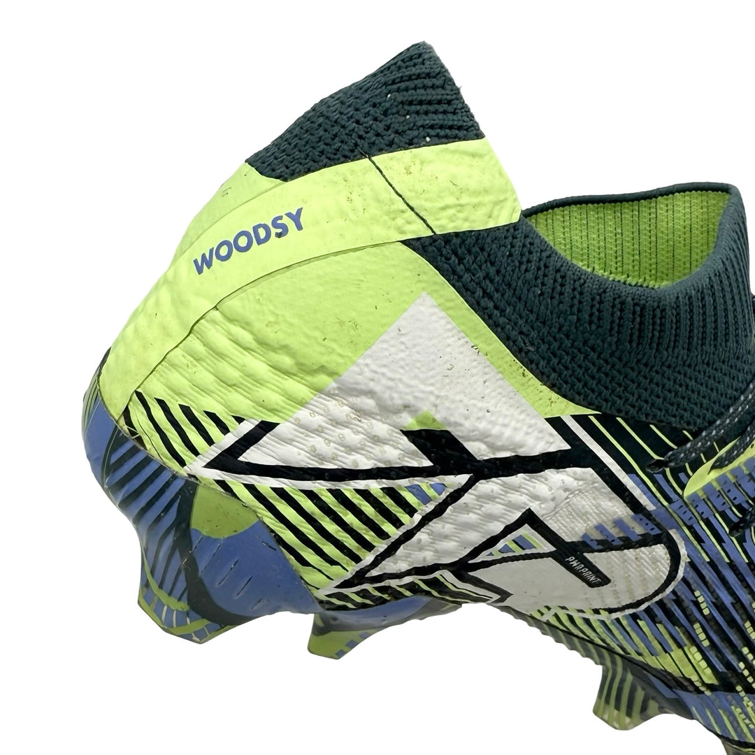 Puma Future 7 (2024/25), usada por Chris Wood en partidos, fotocomparada, 9 goles marcados y firmada por ambos.