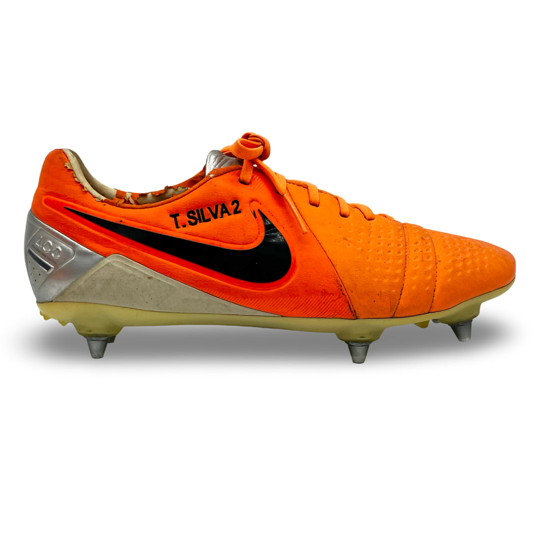 Thiago Silva Match Worn, Photo-Matched Nike CTR360 Maestri III - 2013/14