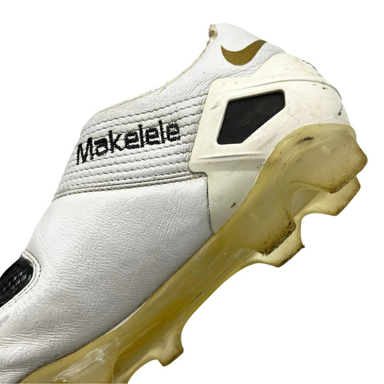 Claude Makélélé Match Worn Nike T90 Laser 1 2007/08