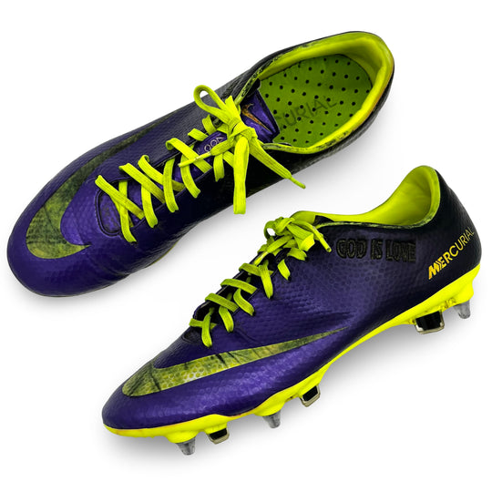 Aaron Lennon Match Worn Nike Mercurial Vapor IX 2012/13