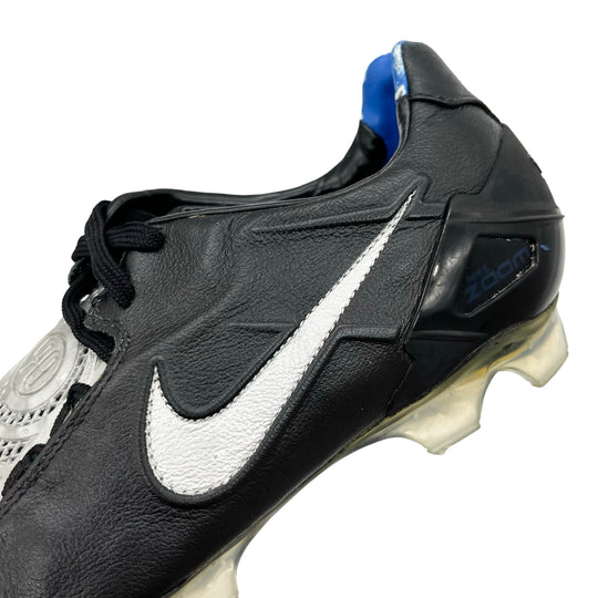 Michael Essien Partido Nike T90 Laser 1