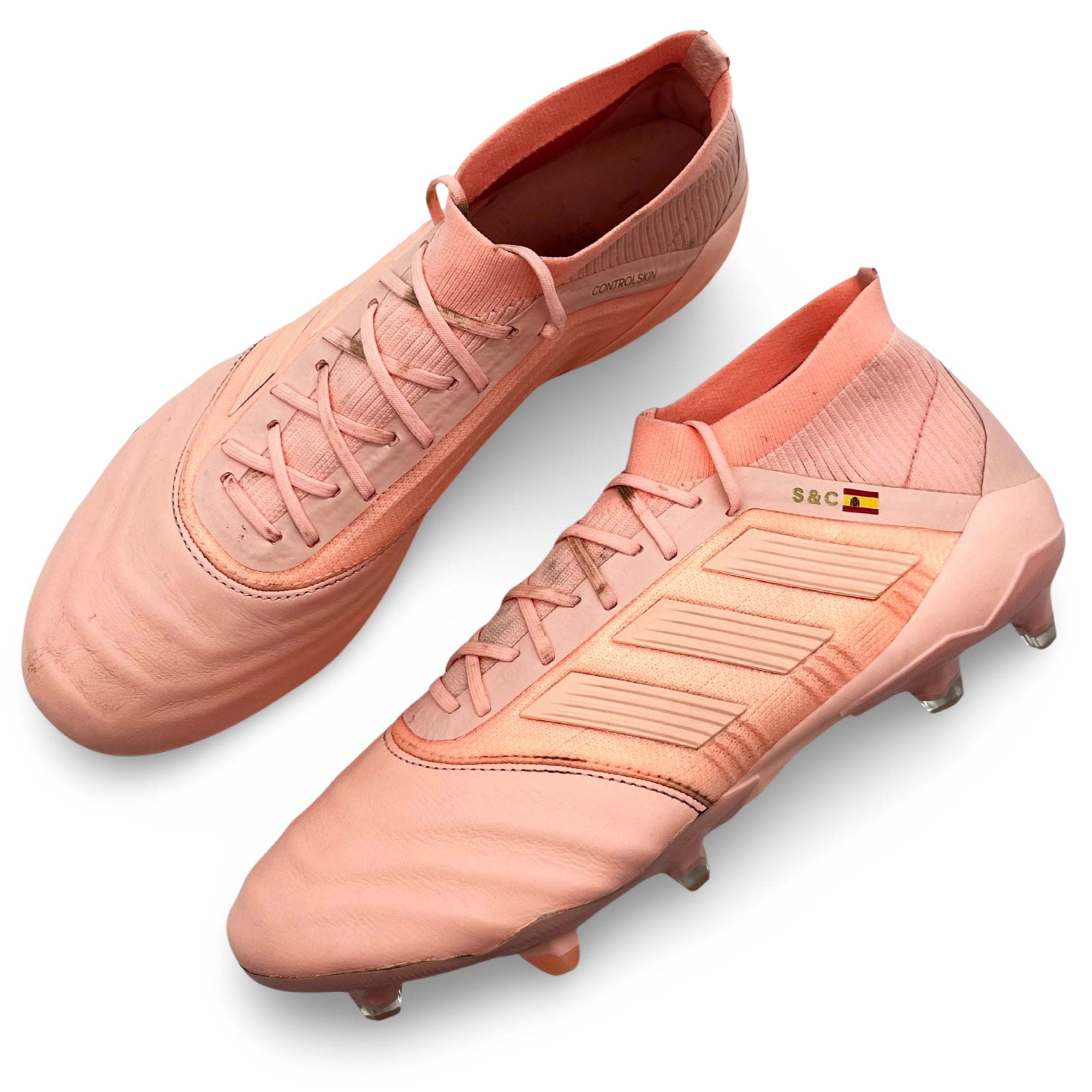 Adidas predator outlet 18.1 price