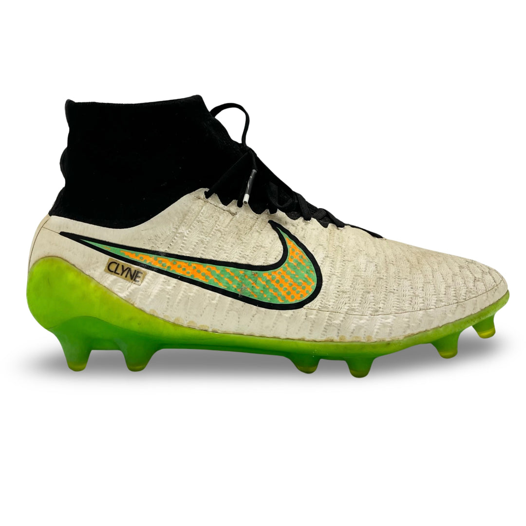 Nathaniel Clyne Match Worn Nike Magista Obra 2014/15