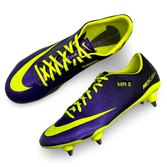 马科斯&middot;罗霍 (Marcos Rojo) 比赛穿着耐克Mercurial Vapor IX