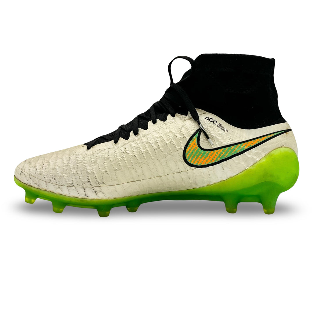 Nathaniel Clyne Match Worn Nike Magista Obra 2014/15