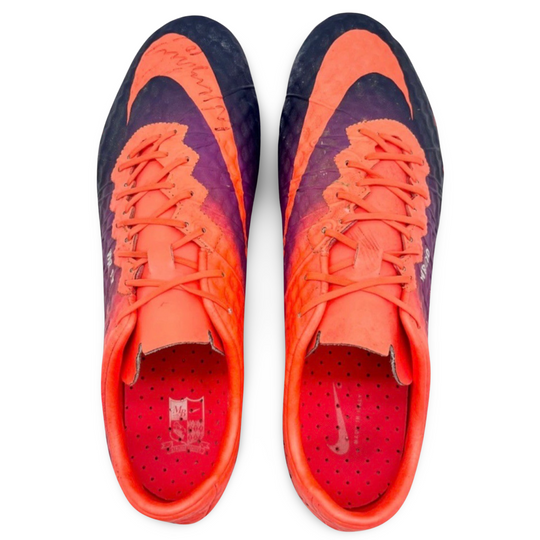 ウェインルーニーマッチ着用ナイキHypervenom Phinish署名