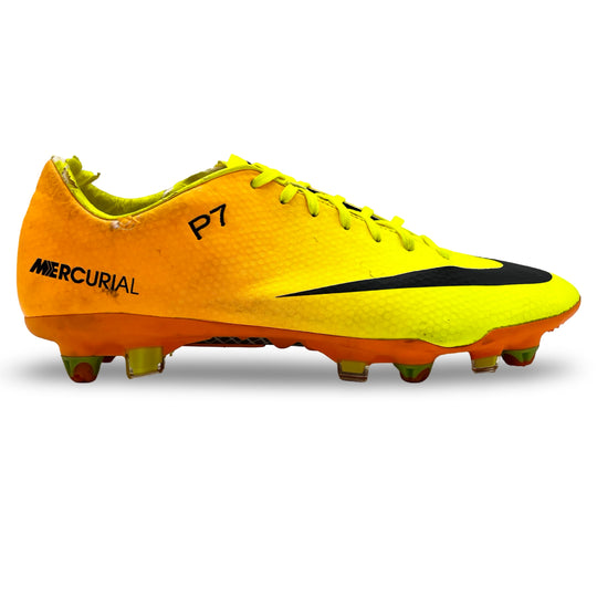 アレクサンドルパトマッチ着用ナイキMercurial Vapor IX