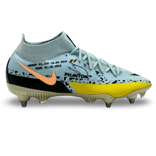 Kevin De Bruyne Match Worn Nike Phantom GT 2 Elite Signed 2022/23 Treble Season