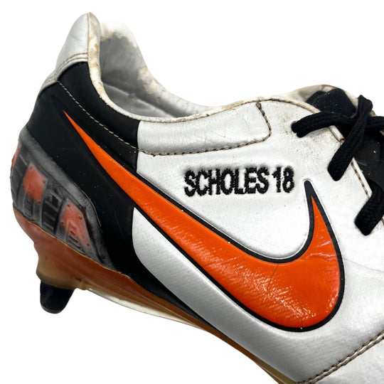Paul Scholes Match Worn Nike T90 Laser III 2010/11