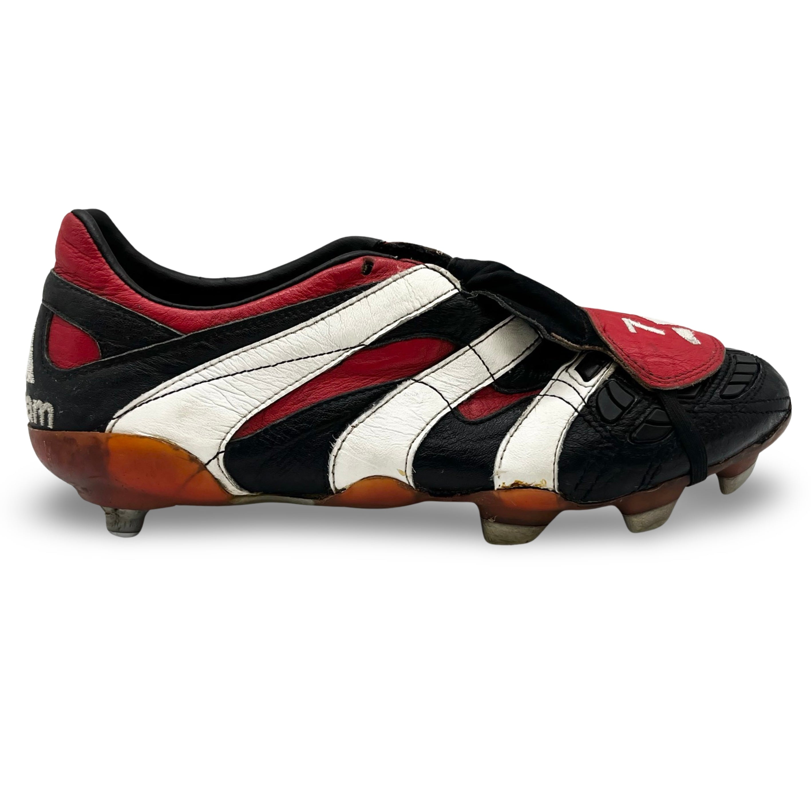 David Beckham Match Worn Adidas Predator Accelerator 1997/98 & 1998/99  Treble Season