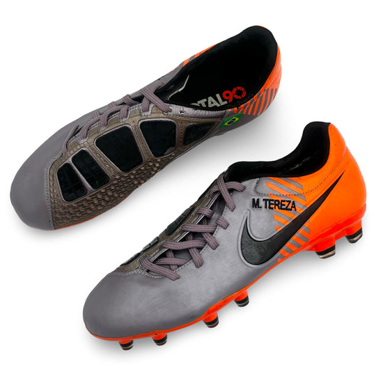 Elano Match Worn Nike T90 Laser III 2010 FIFA World Cup