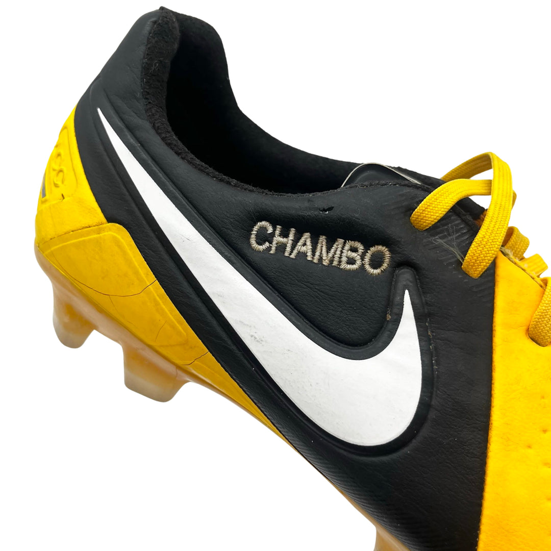 Alex Oxlade-Chamberlain Match Worn Nike CTR360 Maestri III 2012/13