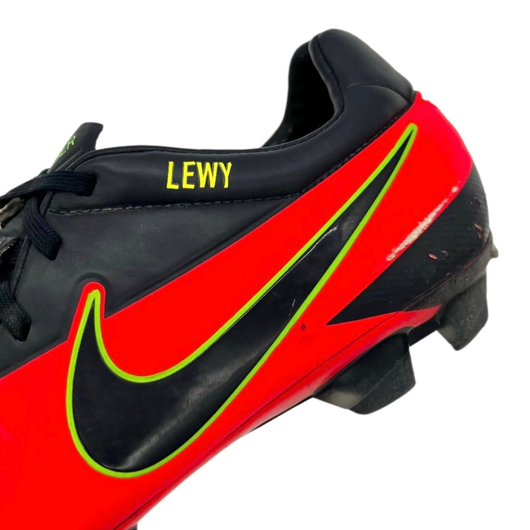 Robert Lewandowski Match Worn Nike T90 Laser IV 2012/13