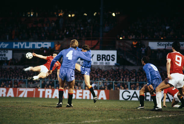 مارك هيوز مباراة البالية Adidas بروفي وقعت 1985 FA كأس النهائي