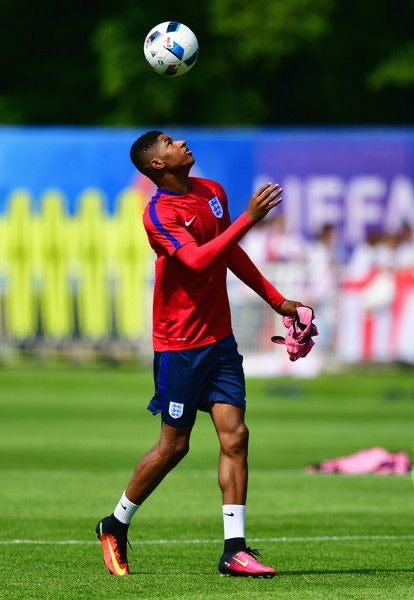 Adidas Beau Jeu UEFA Euro 2016 England Training Ball
